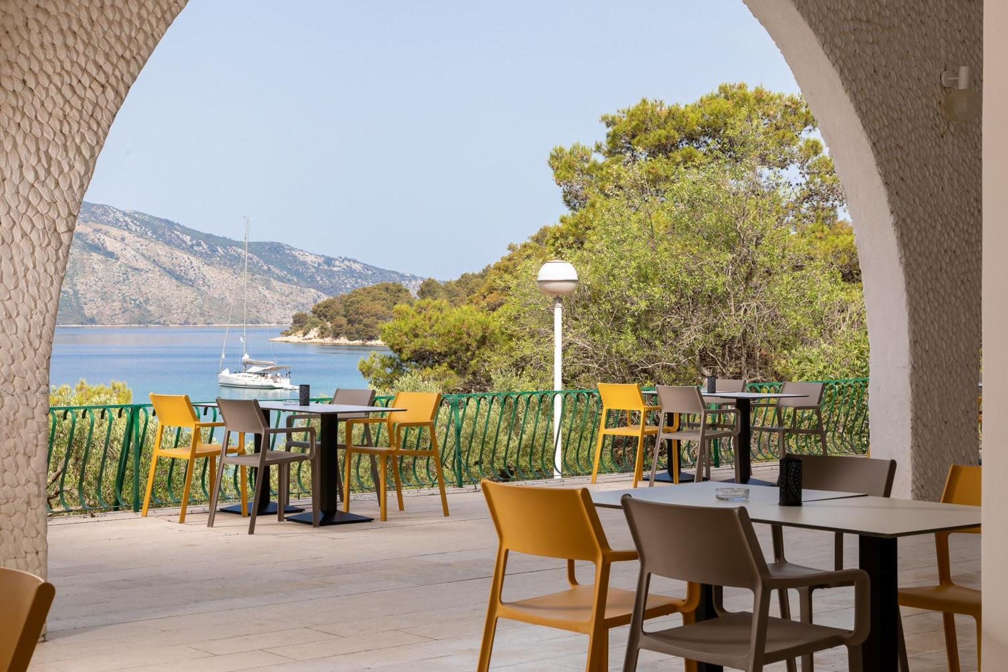 Arkada Hotel Stari Grad  Exterior photo
